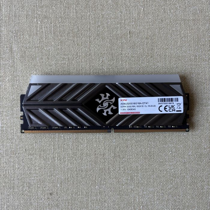 XPG Spectrix D41 TUF — 16 GB (1×16 GB) DDR4-3200 RGB