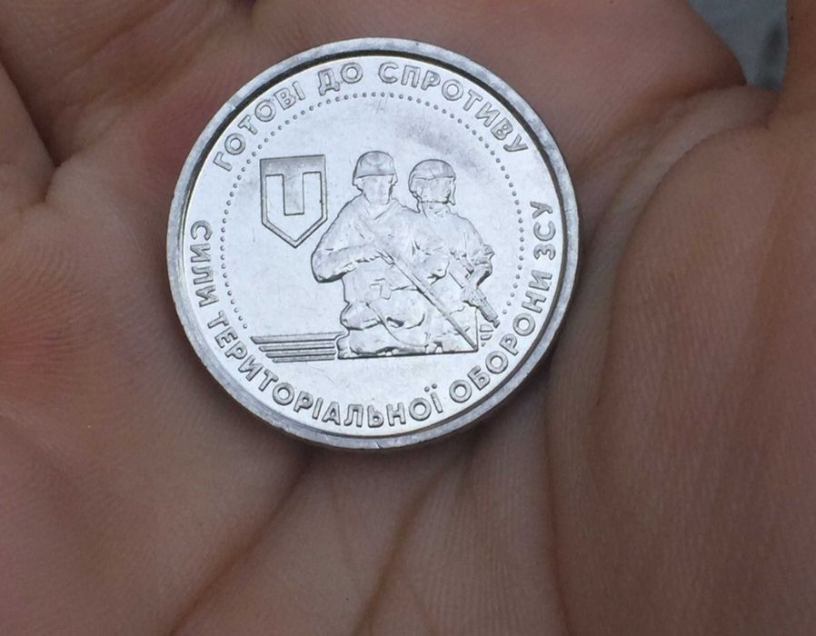 Продам монету 10 гривень 2022