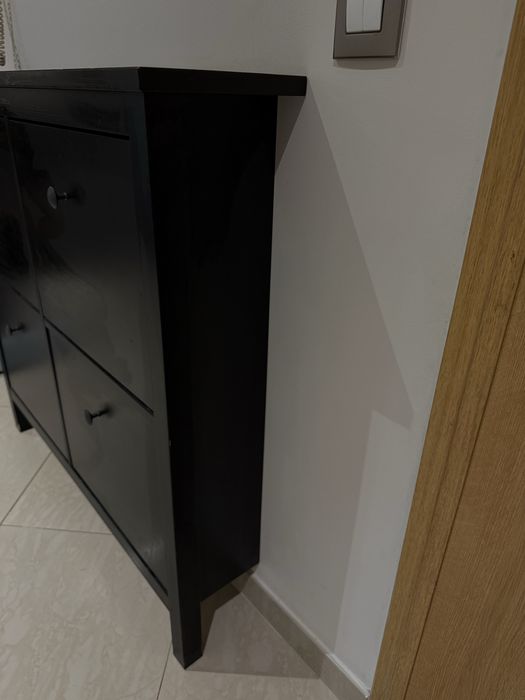 Sapateira IKEA Hemnes preta