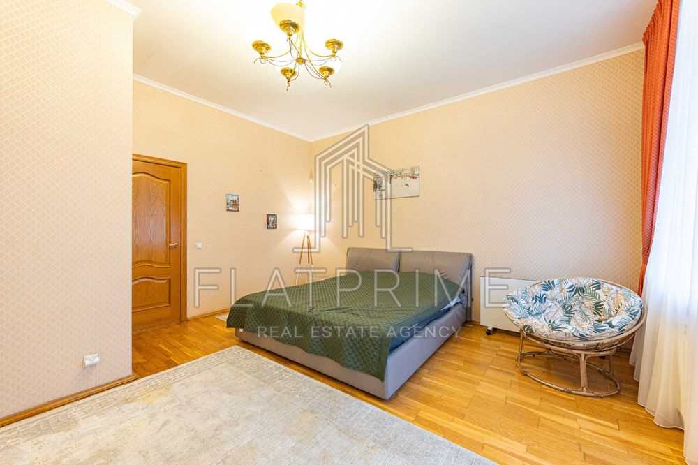 Без% Продаж 3-х кімнатної квартири, 135 м2, вул. Назарівська, 9