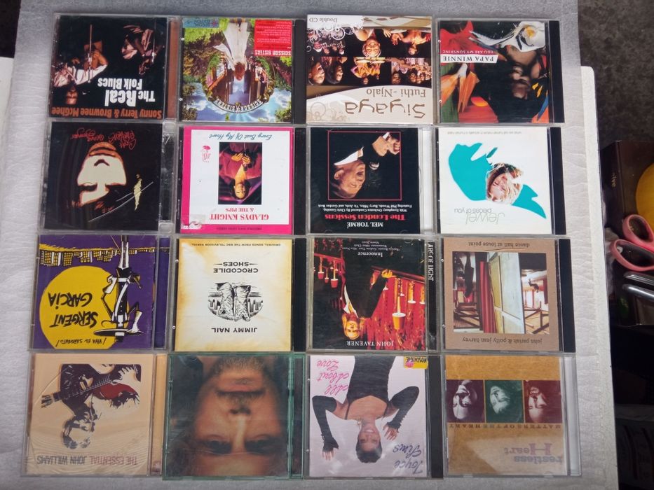 продам фирменные CD