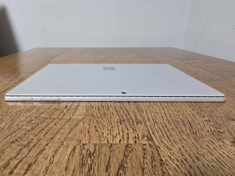 Surface PRO5 12.3" QHD i5 8gb 256gb LTE