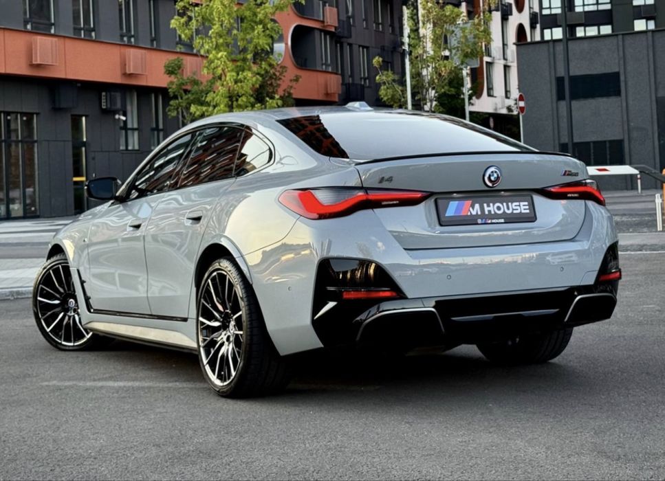 BMW I4 2023 84.9 kwt
