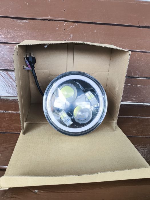 LED фара 5.75 дюйма "ангельське око"