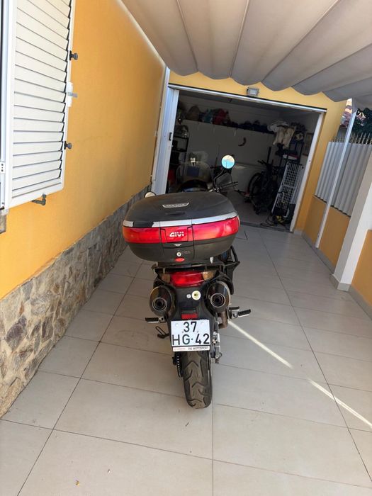 Honda Varadero 1000 ( apenas 42 mil kms )