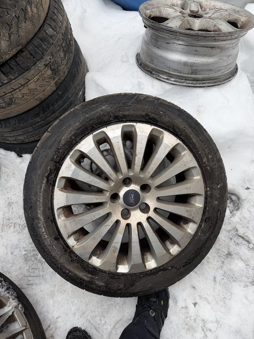 R17 5x108 ford volvo з ризиною 215 55 r17 літо kormoran з дачика тиску