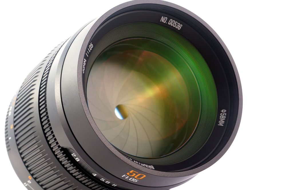 Об'єктив Brightin Star 50mm f/1.05 MF байонет Sony FE