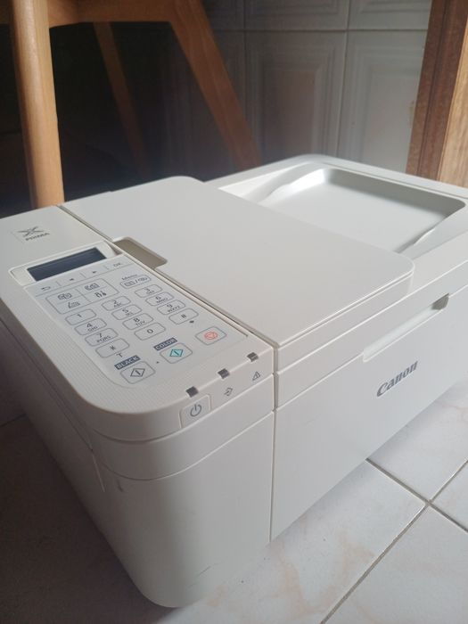 Máquina de fotocópias canon