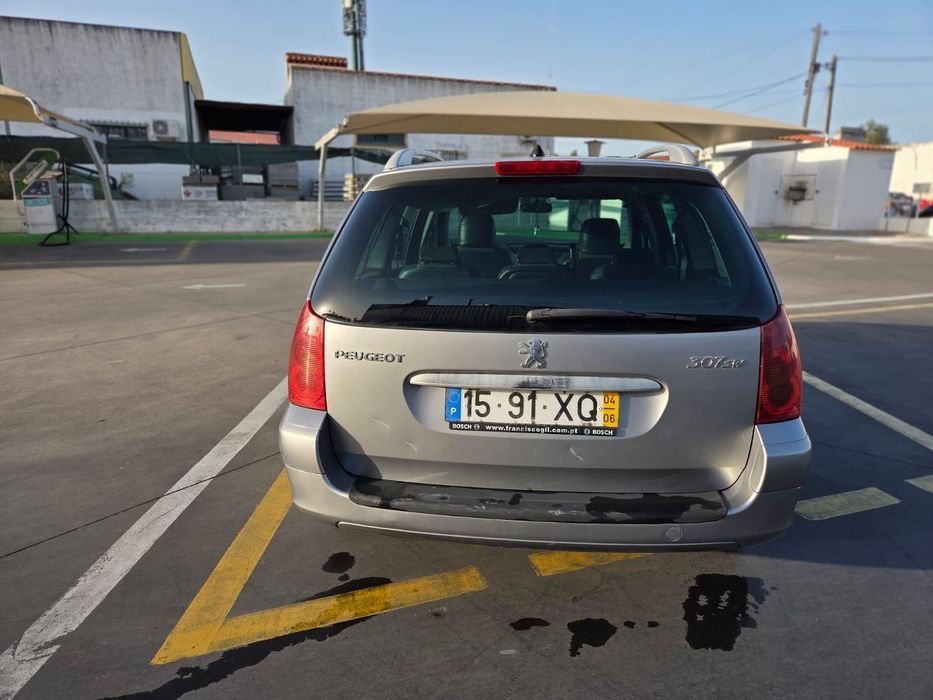 Peugeot 307 1.4 XR foto 5