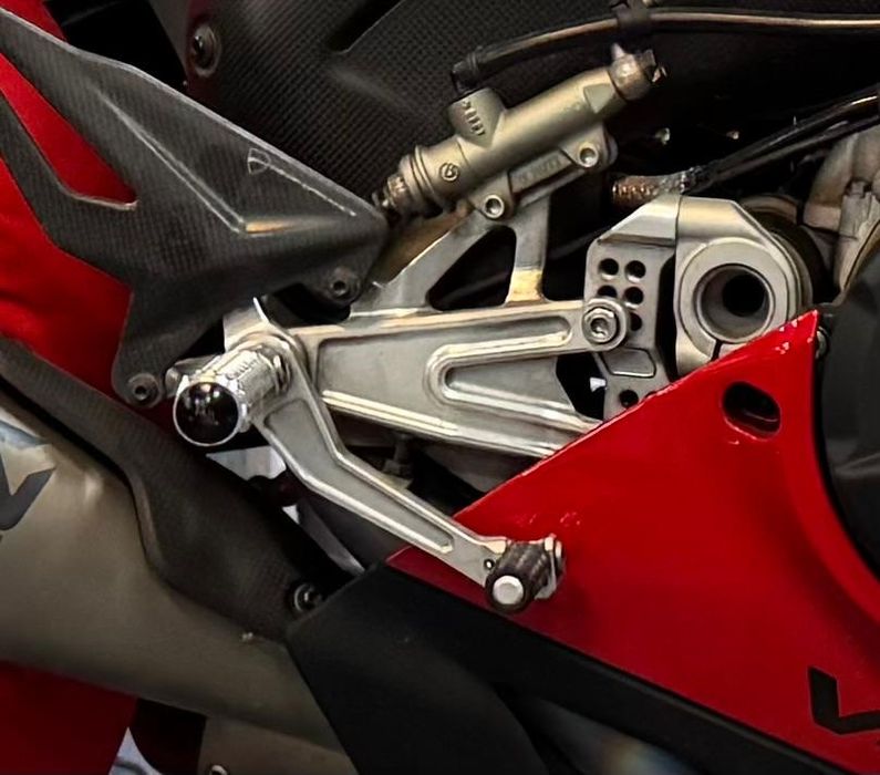 Extras: Ducati Panigale V4 2020/2024