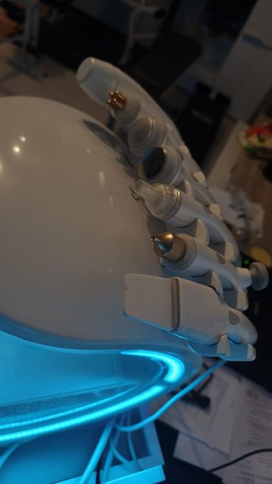 Oczyszczanie wodorowe 9w1, Analizator skóry