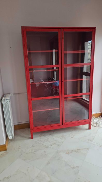 Armário Linnarp vermelho