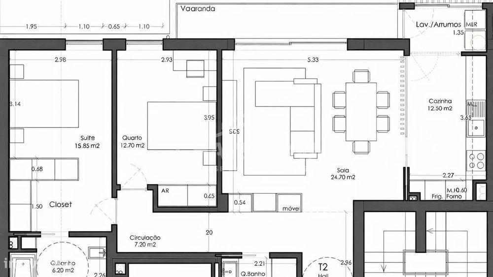 Apartamento T2 ao nível do 1º andar virado a Nascente!