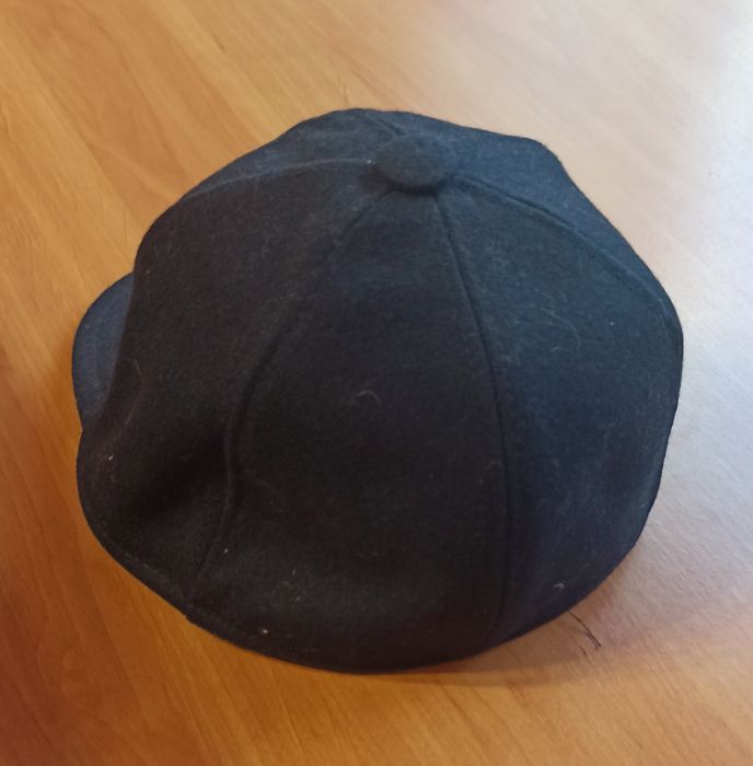 Jesienna czapka z daszkiem