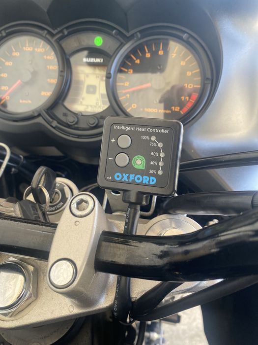 Suzuki  DL650 V-Strom  (27000km)