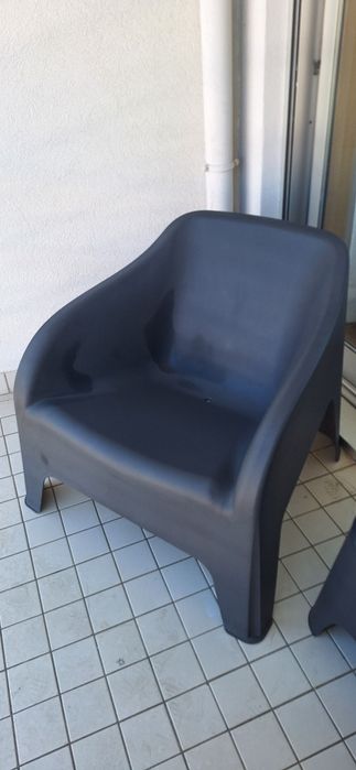 Conjunto mesa e cadeiras