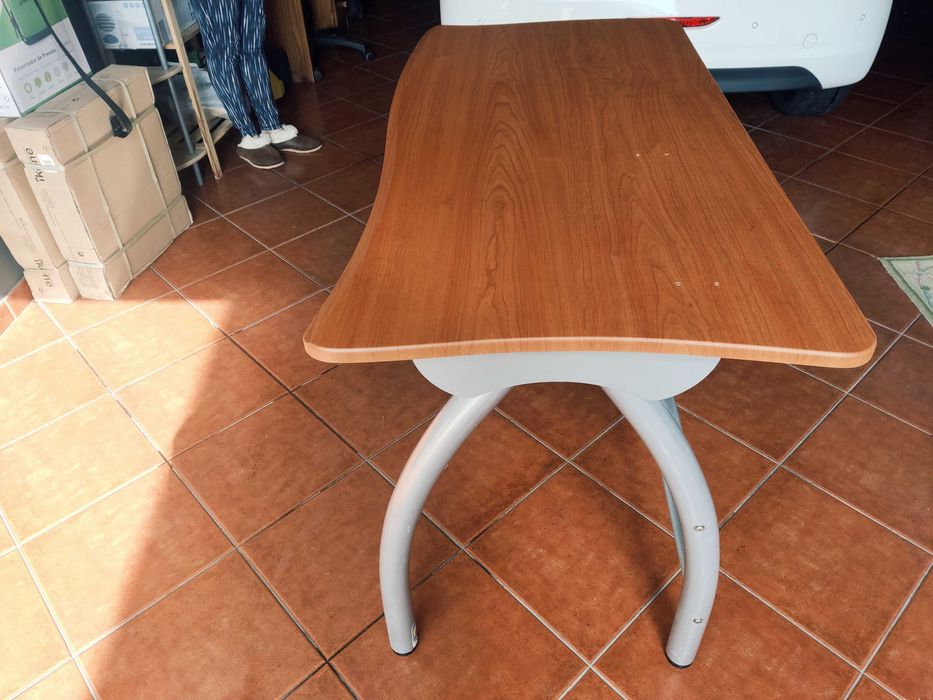 Secretária para escritório