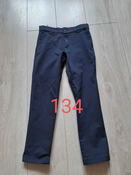 Spodnie granatowe 134