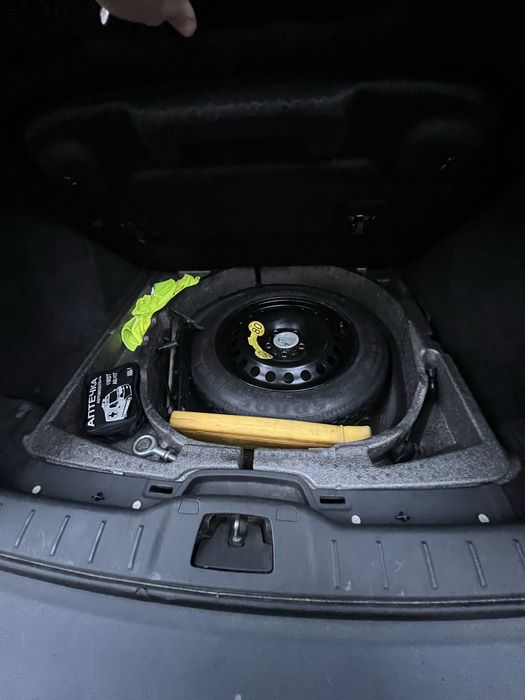 Volvo v50 1.8 бензин