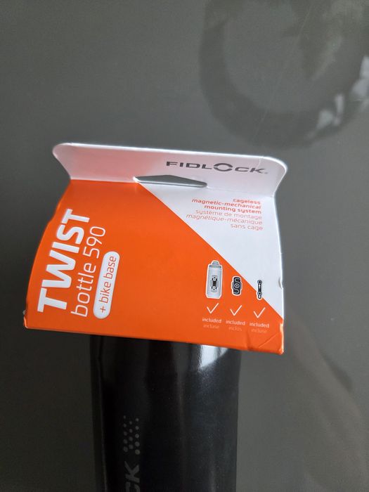 Bidon fidlock  twist 590 plus baza