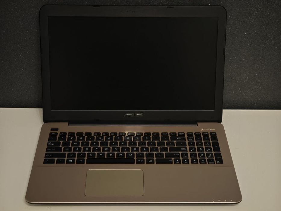 Laptop Asus stan bardzo dobry