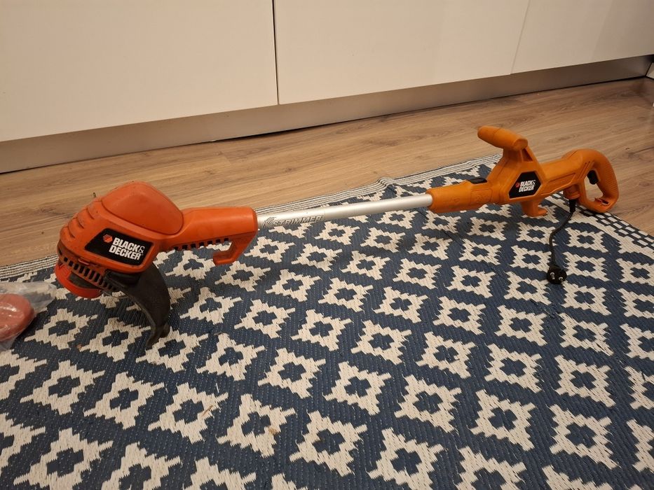 Apara relva/roçadora black&decker