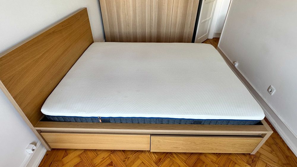 Cama queen MALM - Ikea