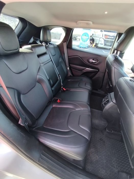Автомобіль Jeep Cherokee kl LIMITED рестайл