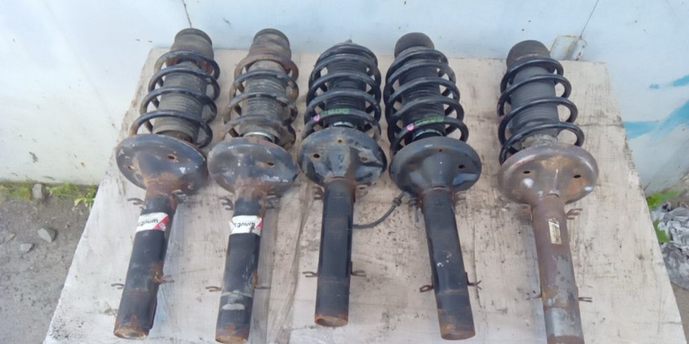 Стойка Амортизатор Пружина Гольф 4 Бора Golf 4 Bora Octavia Leon