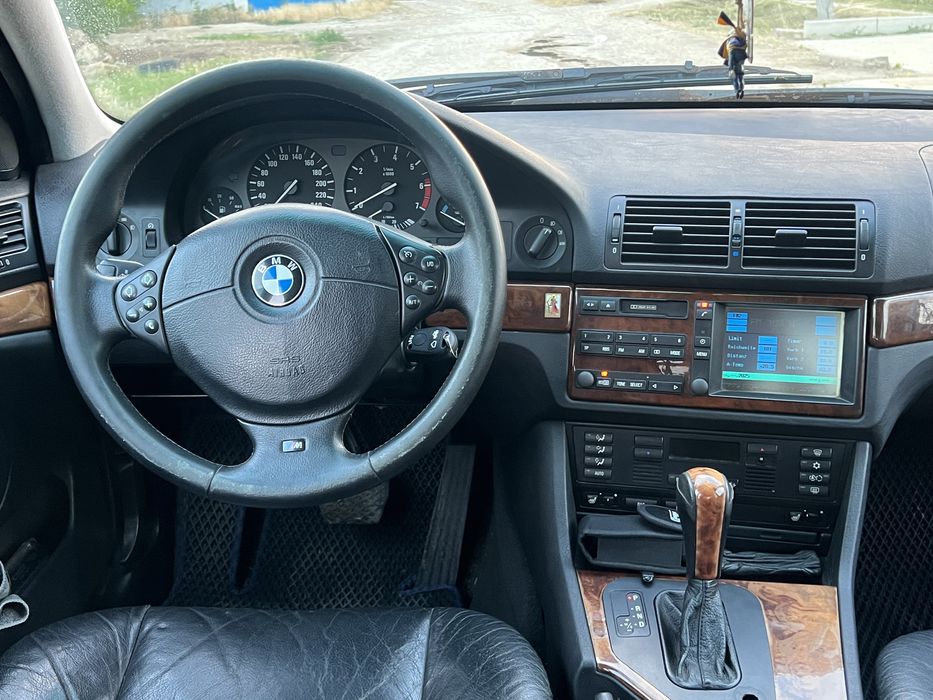 Продам магнитолу 16.9 на BMW e39,e53,e38,оригинал