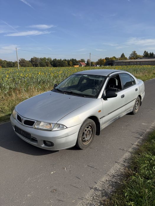 Mitsubishi Carisma