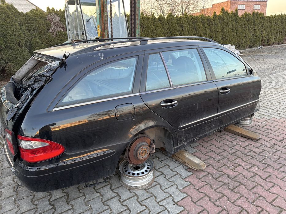 Mercedes w211 4 matic czesci