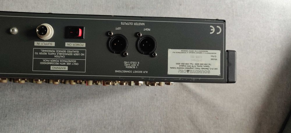 Mesa mistura Soundtracs Topaz 14-4