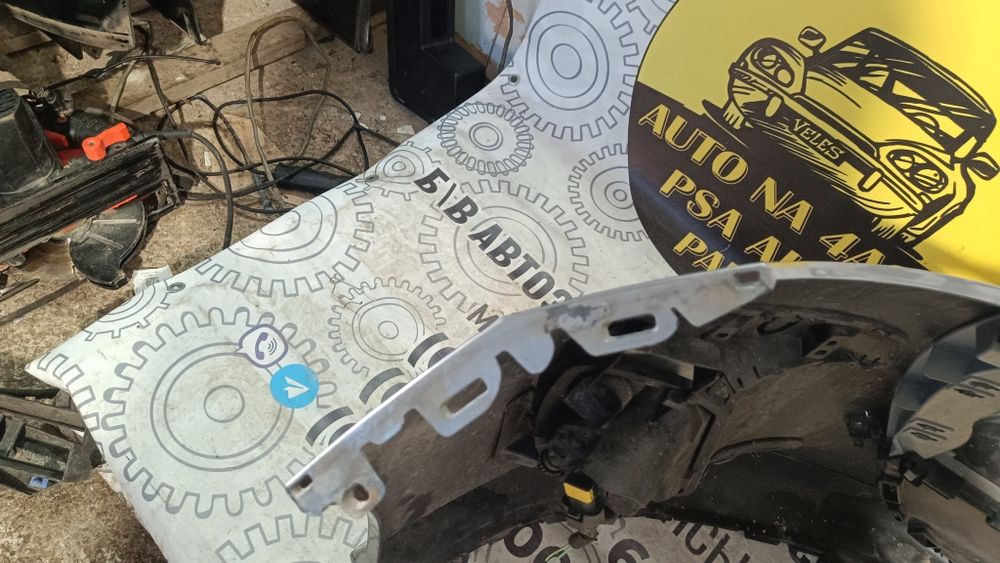 Бампер передній Peugeot 308 t7 2007-2015