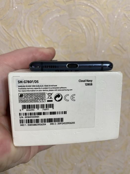 Sansung S20FE 6+6/128