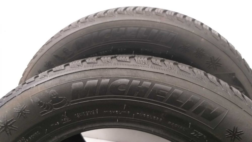 P549493 para 225/55R16 99H Michelin Alpin5 dot.2815
