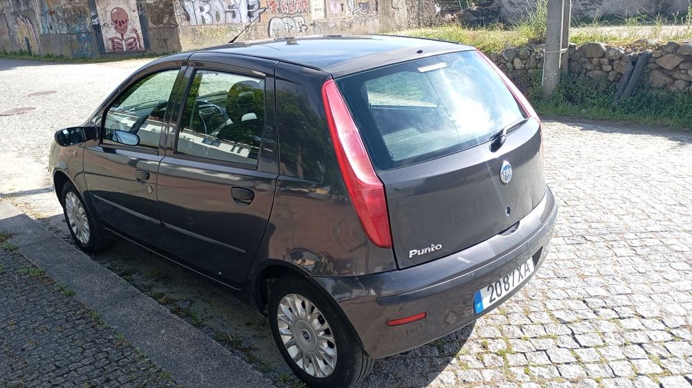 Carro Fiat Punto