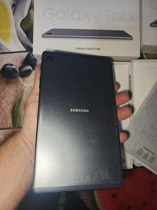 Продам 2 планшета Samsung Galaxy Tab a 7 lite