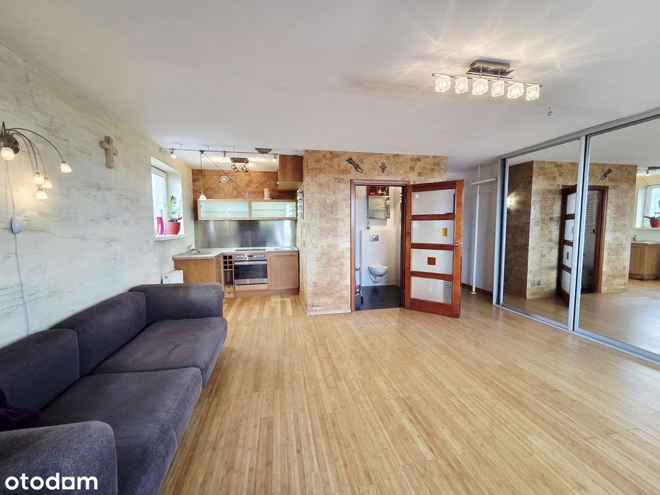 Atrakcyjna kawalerka na Bielanach z panoramicznym widokiem