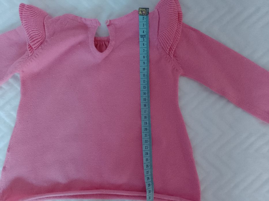 Sprzedam sweterek Reserved 68cm