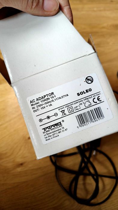 Zasilacz sieciowy 15V=1A
