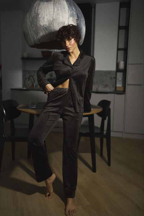 Жіноча піжама плюш велюр темний шоколад С, М, ХЛ