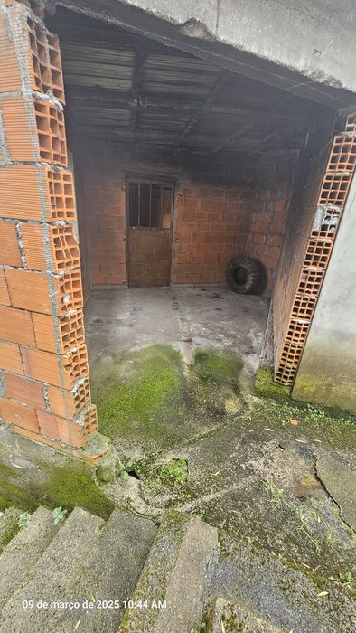 Vivenda para restauro tipo T3