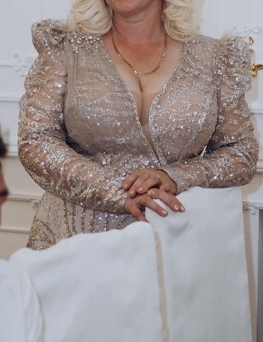 Вечірня сукня./Випускна