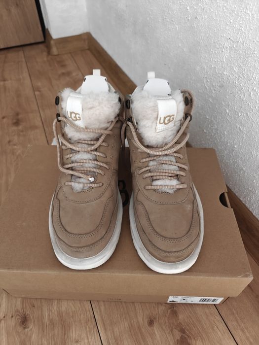 UGG rozm 40 highland hi gtx