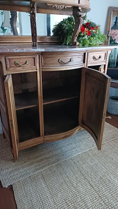 Kredens drewniany z marmurem