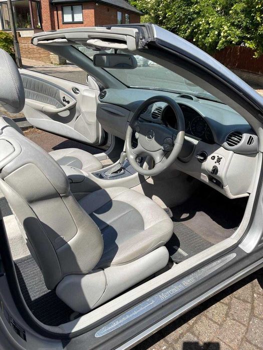 Mercedes CLK v6 320 CABRIOLET Avantgarde: ANO 2004