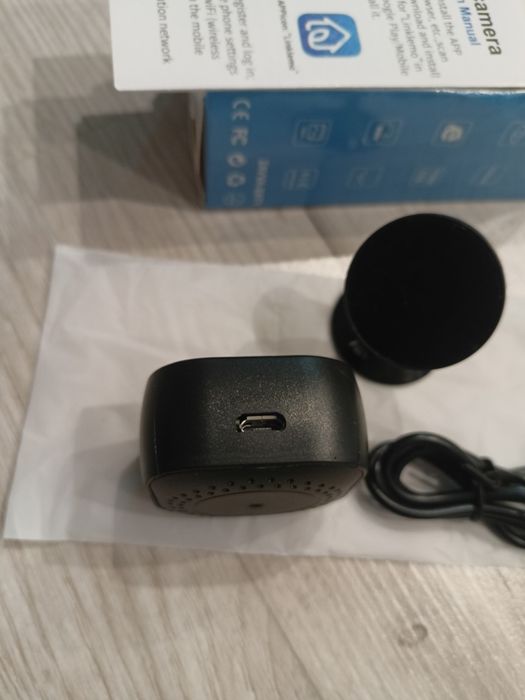 Smart kamera wifi mała