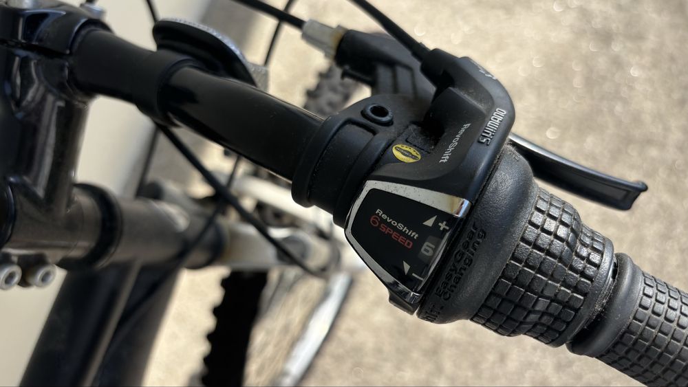 Bicicleta BTT Roda 24” Avigo Downhill – Suspensão Total