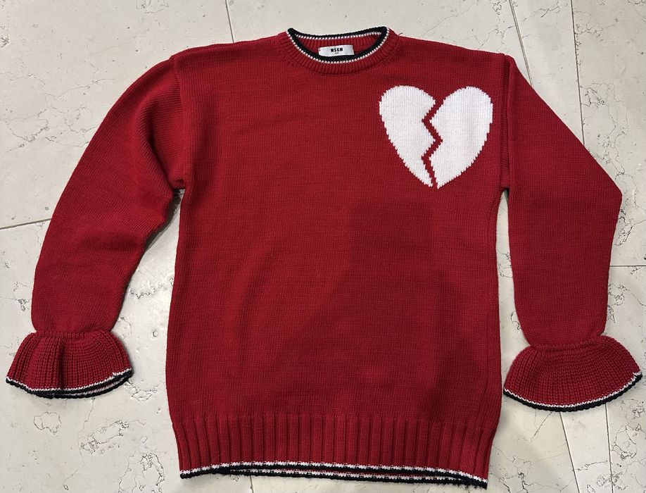 Светер червоний MGSM
